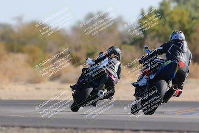 media/Dec-18-2022-SoCal Trackdays (Sun) [[8099a50955]]/Turn 7 Backside (1125am)/